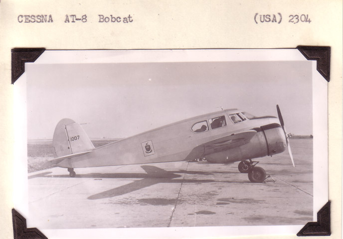 Cessna-AT8