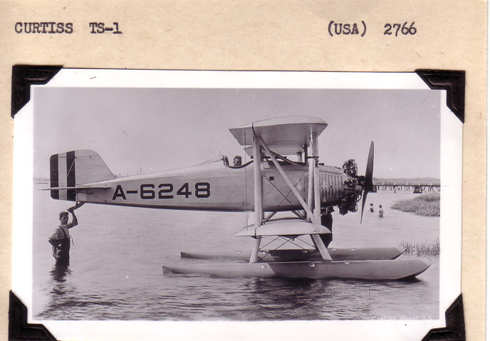 Curtiss-TS1